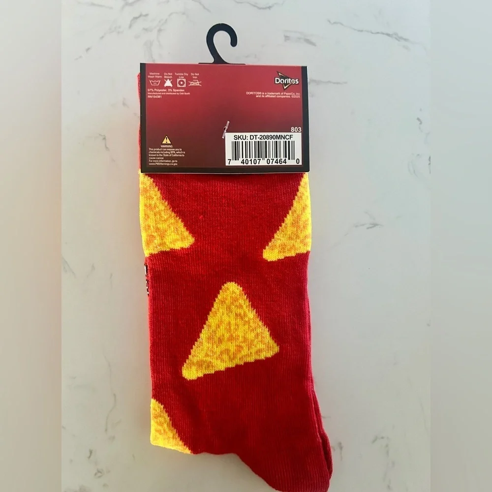 Doritos Nacho Cheese Crew Socks – Fits Men’s Shoe Size 6–12 | NWT